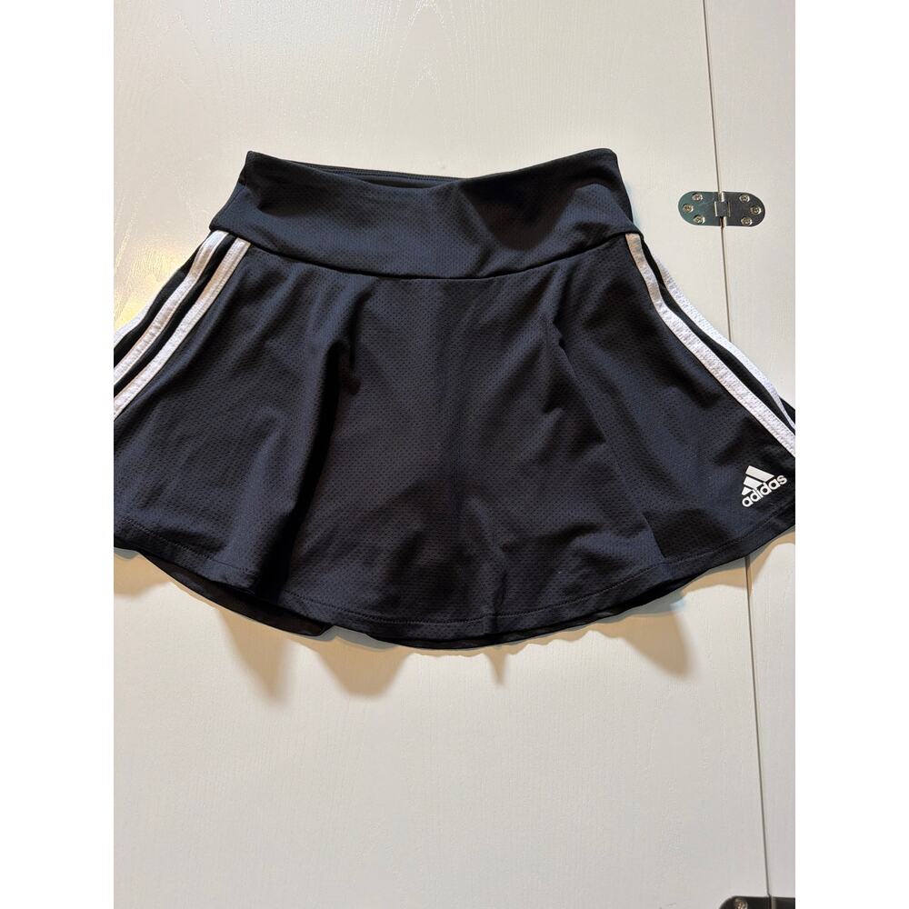 Girls Sz Large(14) adidas skorts